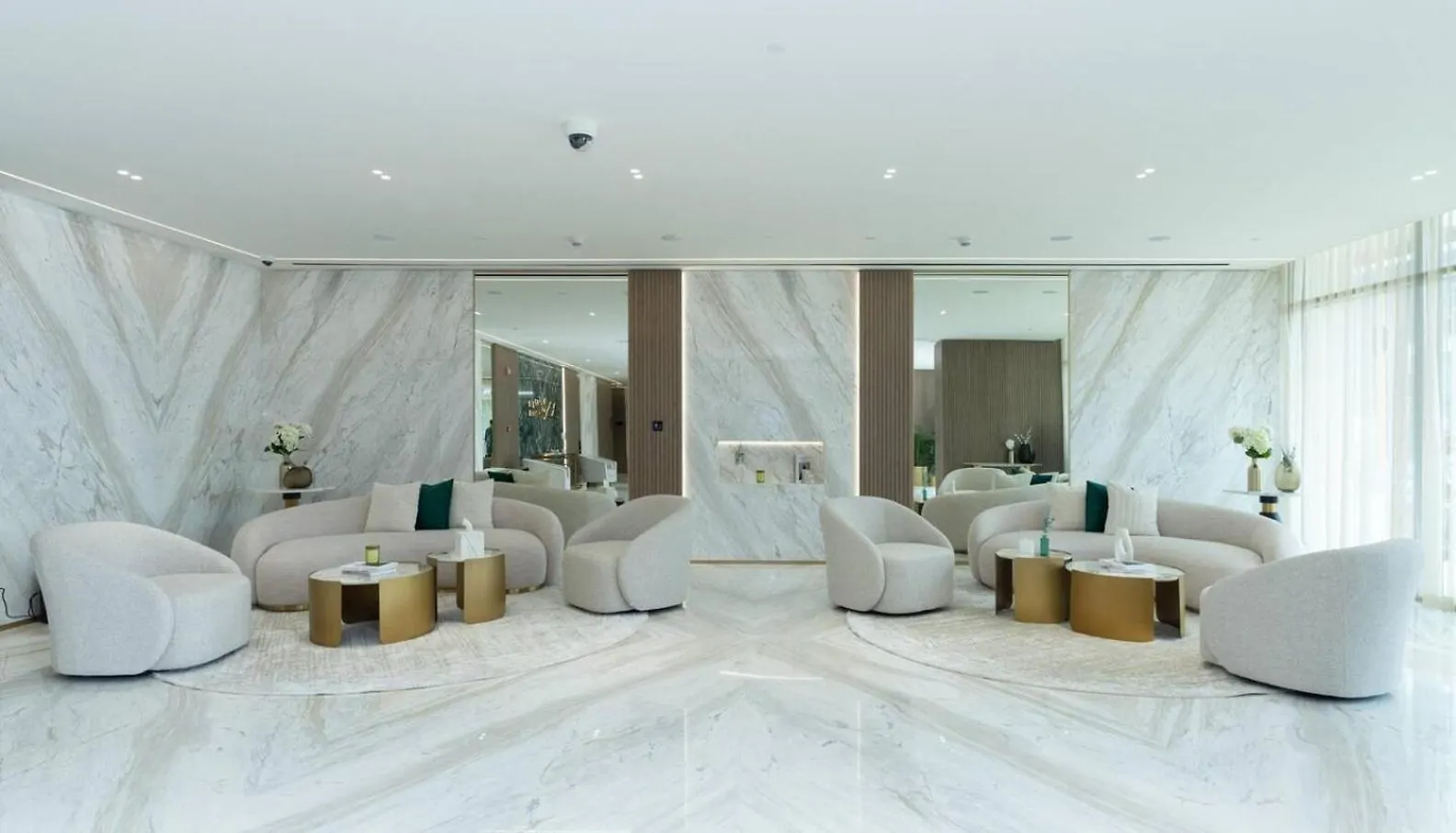 Comfortable 1Br In Jvc Balcony Free Parking دبي شقة